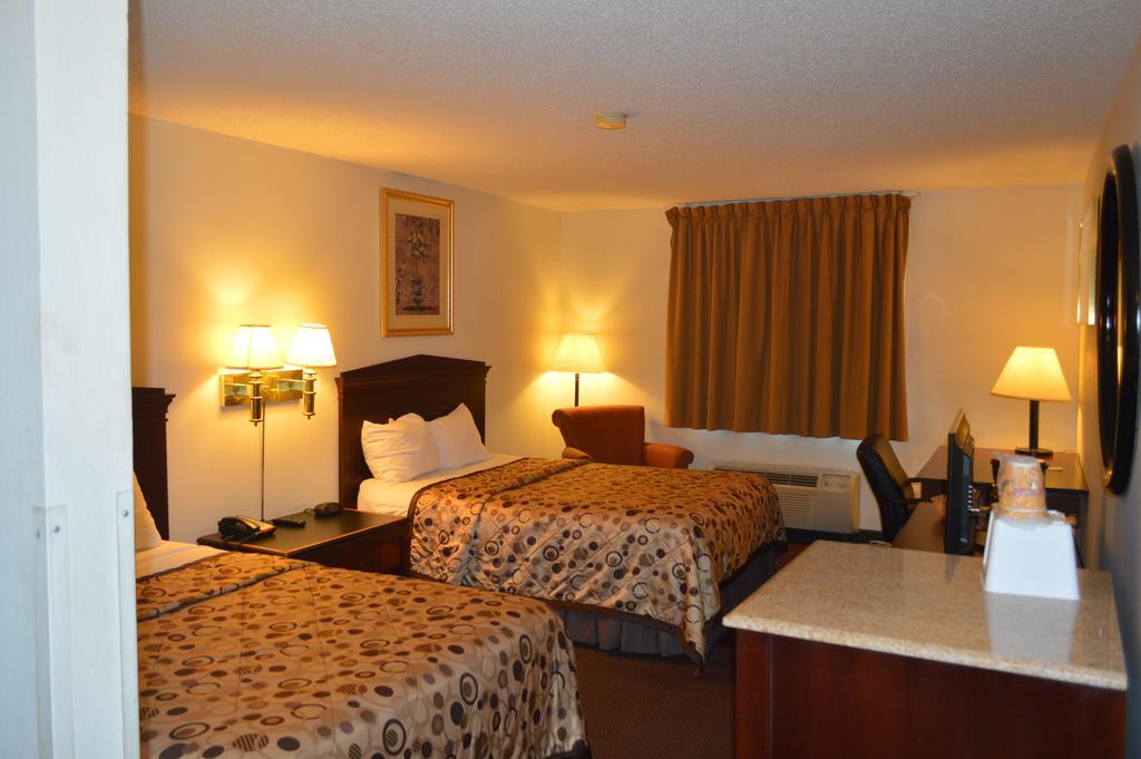 American Elite Inn Hazard Bagian luar foto