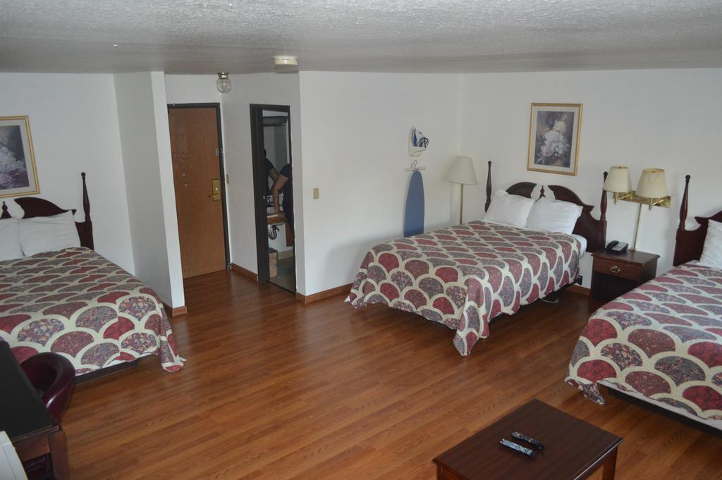 American Elite Inn Hazard Bagian luar foto