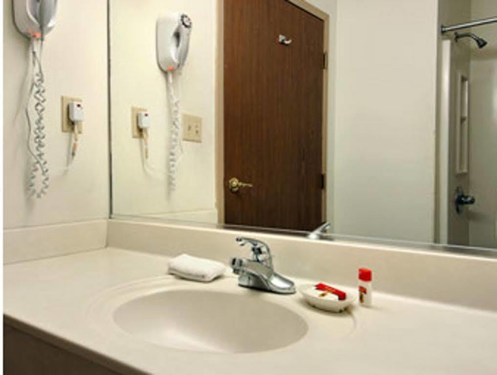 American Elite Inn Hazard Bagian luar foto