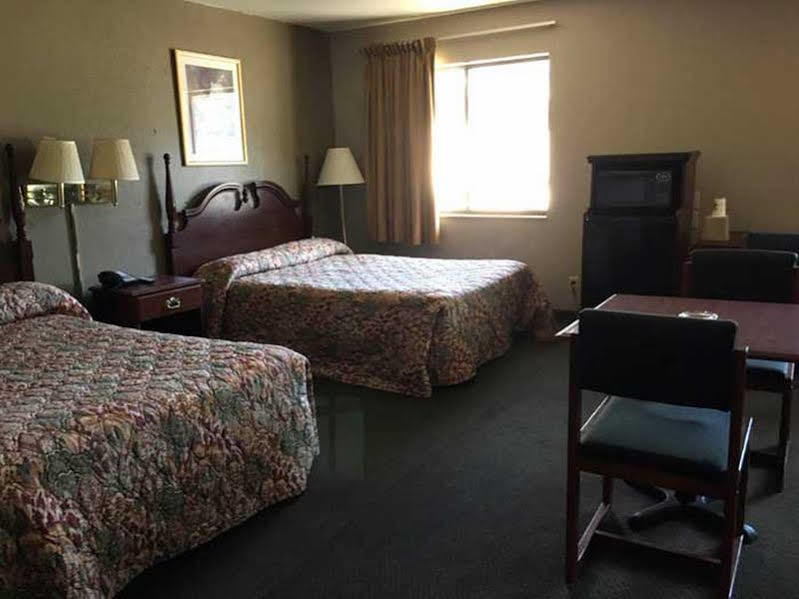 American Elite Inn Hazard Bagian luar foto